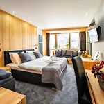 Hotel Grand Permon 4*