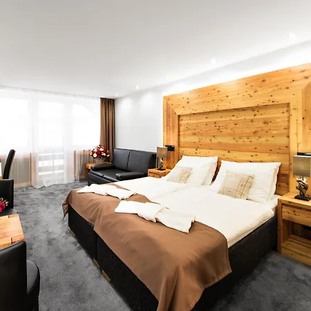 Ξενοδοχείο Grand Permon 4*