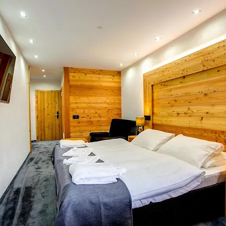 Ξενοδοχείο Grand Permon 4*