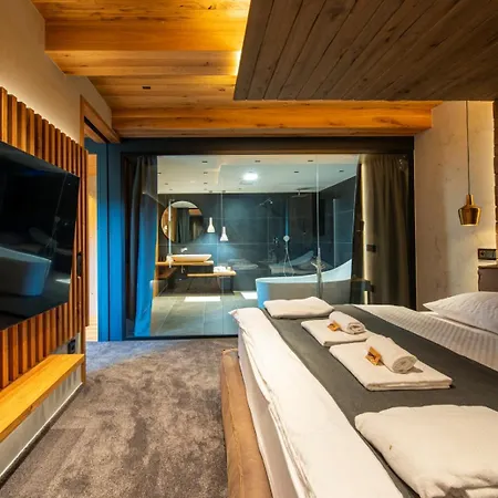 Grand Permon Hotel 4*